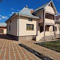 Casa de vânzare 5 camere, în Suceava, zona Nord-Vest