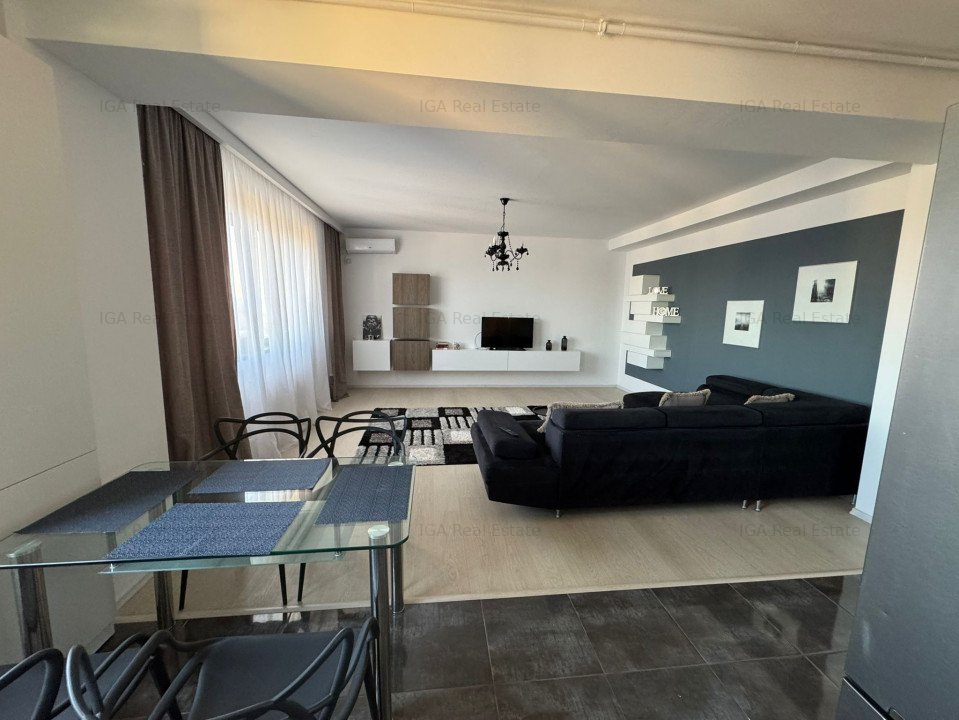 Apartament 3 camere de vanzare in Faleza Nord, vedere la mare, bloc nou