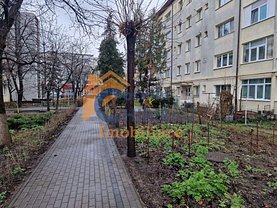 Apartament de vânzare 2 camere, în Bacău, zona Mioriţei