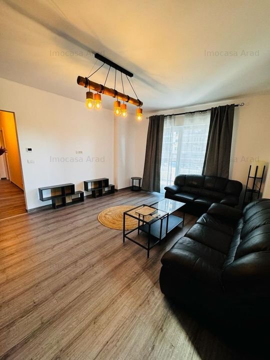 Apartament de inchiriat 3 camere 2 Baie Micalaca, parcare, bloc nou