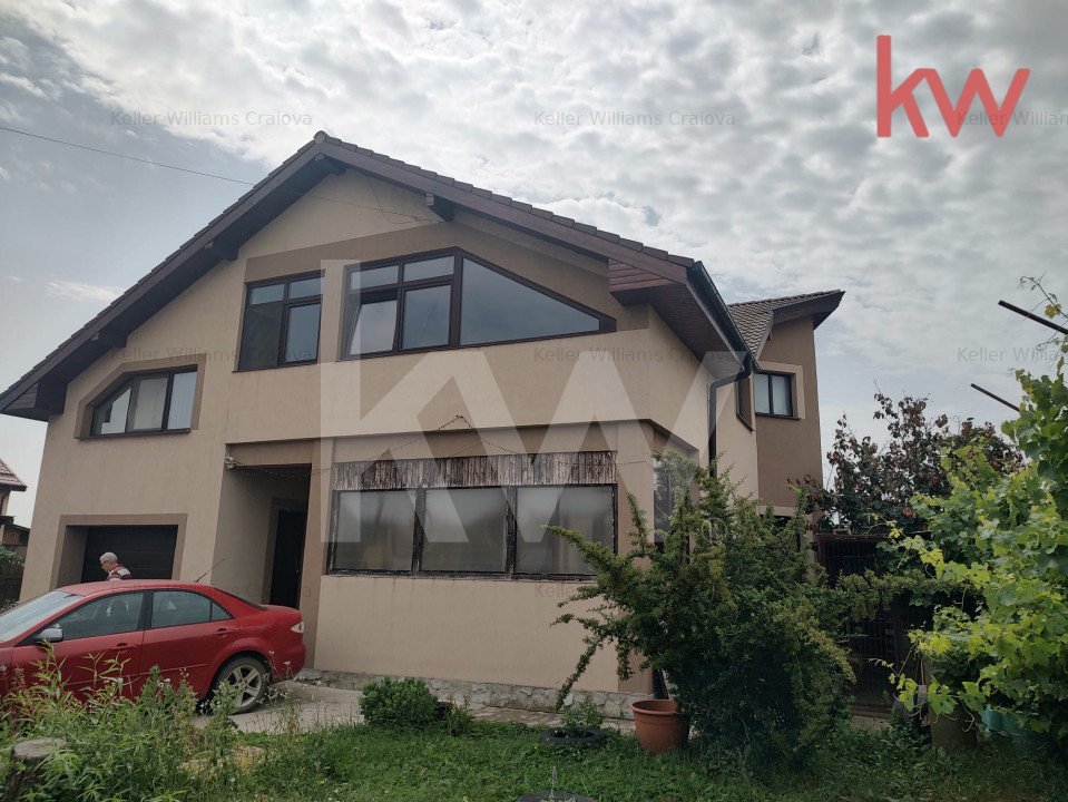 Casa Ghercesti, spatioasa, cu livada