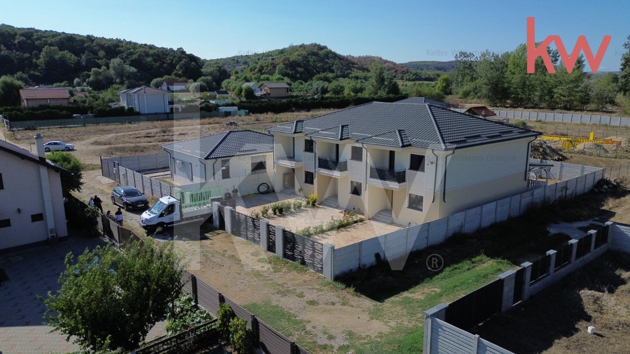 CASA noua, 3 camere, eficienta, zona deosebita
