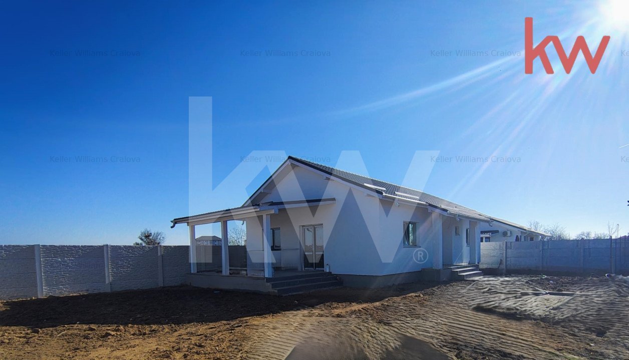 Casa NOUA - Isalnita, curte generoasa, zona linistita, in plina dezvoltare