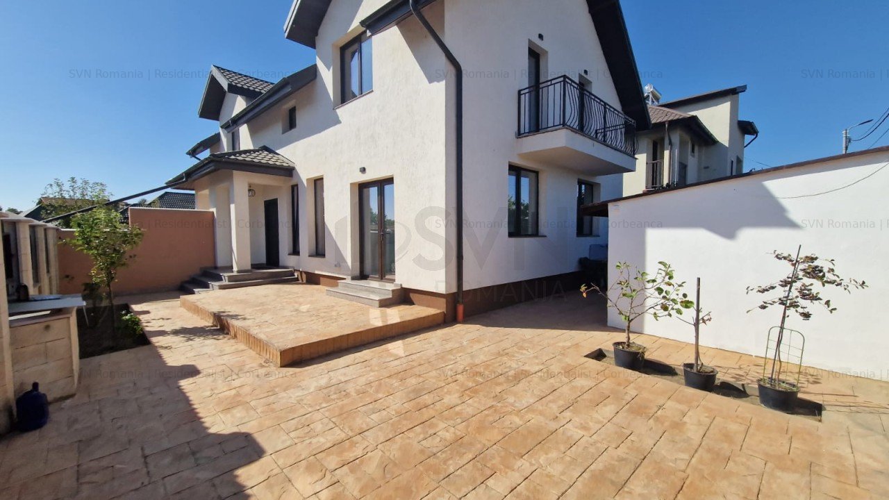 REV2002899 Casa 4 camere duplex cu perete dublu