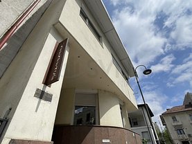 Casa de vânzare 7 camere, în Bucureşti, zona P-ţa Victoriei