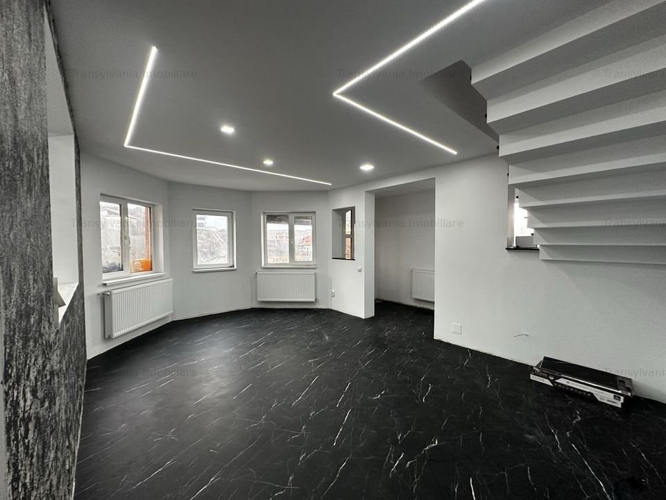 Casa cu 5 camere la prima inchiriere | 5 parcari | Pet Friendly