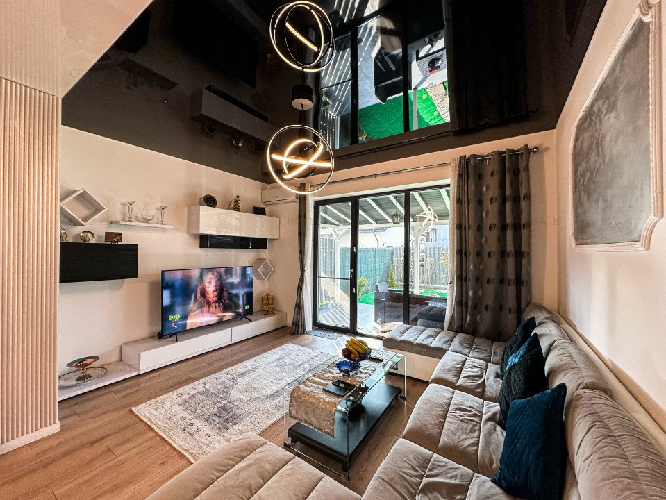 Vila 5 camere Pipera Alexander Residence Terasa 2 Locuri de Parcare