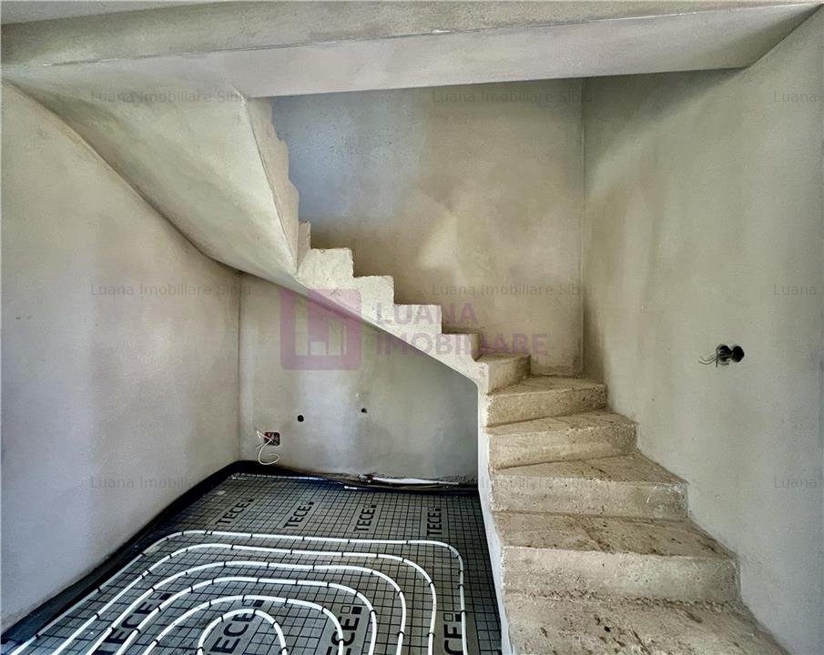 Casa individuala de vanzare | predare la alb | teren 284 mp | Cristian