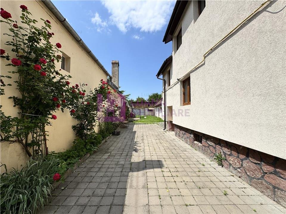 Casa cu 6 camere | pivnita, garaj, gradina | Turnisor | 1000 mp teren |