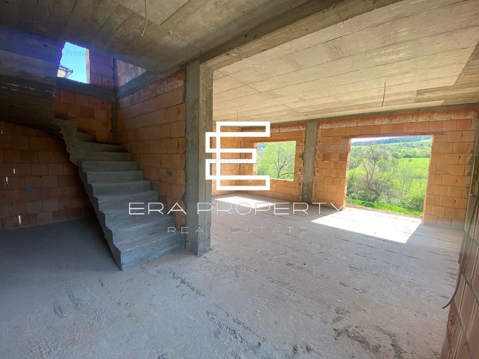 Casa individuala teren 400 mp, Poplaca