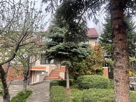 Casa de închiriat 6 camere, în Bucureşti, zona Băneasa