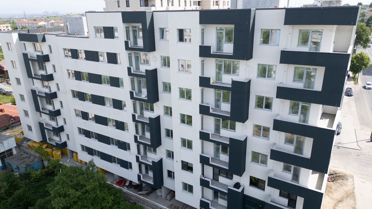 Vanzare Apartament 3 Camere - Zona KM 5
