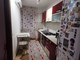 Apartament de vânzare 2 camere, în Oradea, zona Nufarul