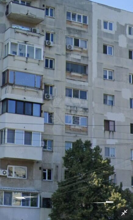 4 CAMERE // REPUBLICII // 110 MP