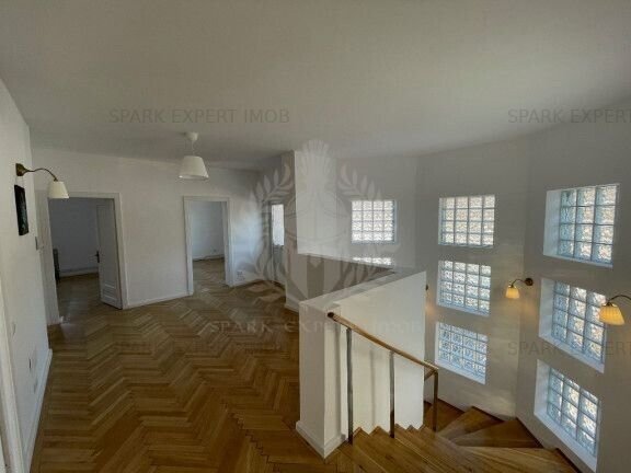 CASA 5 CAMERE // BULEVARDUL CASTANILOR // RENOVATA 2024