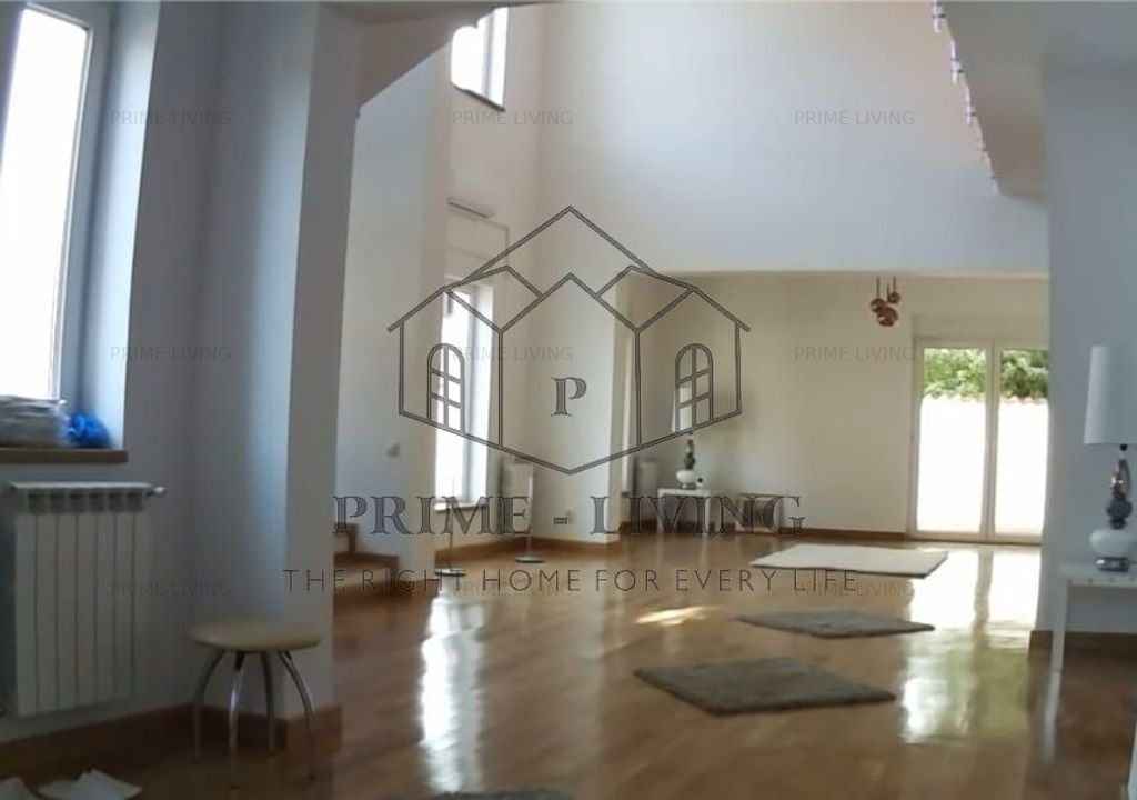 VILA SPATIOASA CU 6 CAMERE LA INCHIRIERE LANGA BRITISH SCHOOL