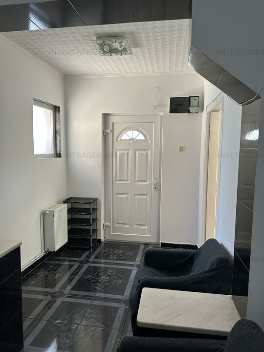 (5201) casa 3 camere central Pitești
