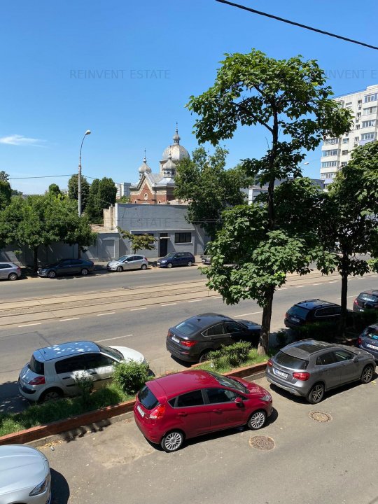 De Vanzare! Apartament cu 2 camere Bd. Mihalache / Comision 0%