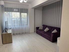Apartament de închiriat 3 camere, în Constanţa, zona Faleza Nord