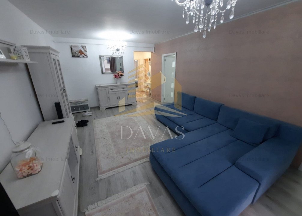 Apartament 3 camere de vanzare | zona Manastur | Etaj intermediar | Parcare