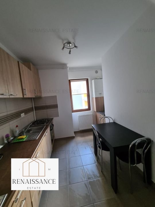 Torontal 1 Camera | Etaj 3 din 5 cu Lift | Parcare Privata Toronto