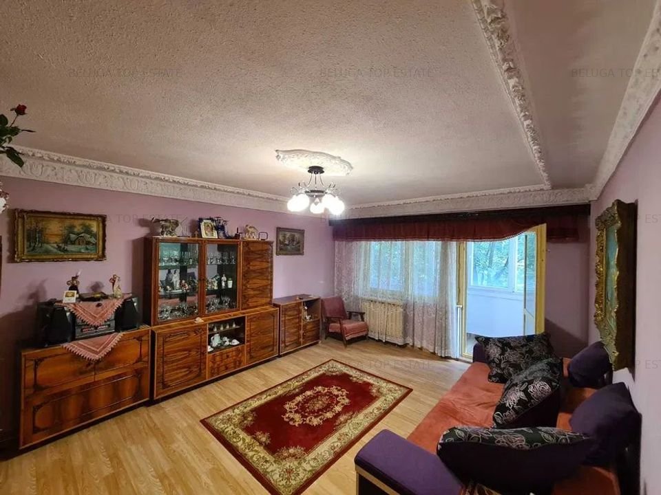Apartament de 4 camere ( ET 1/4, DECOMANDAT )-Vitan Mall-Comision 0%