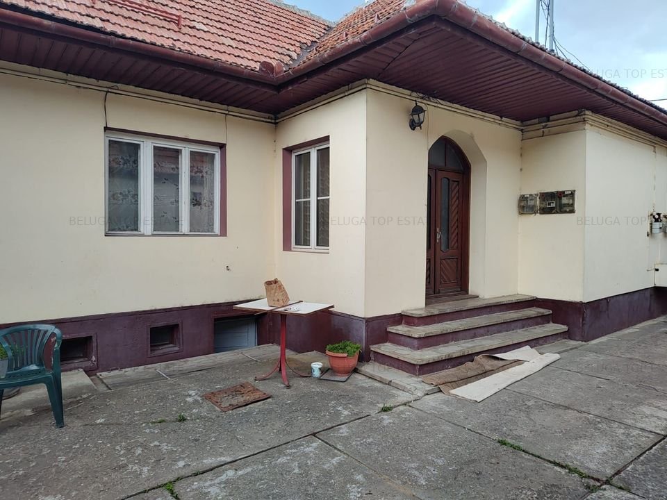 Pensiune 950mp utili, randament 8%- zona Zarnesti