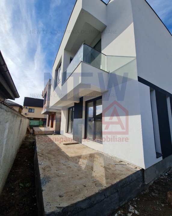 Casa de Vanzare in Comuna Rosu