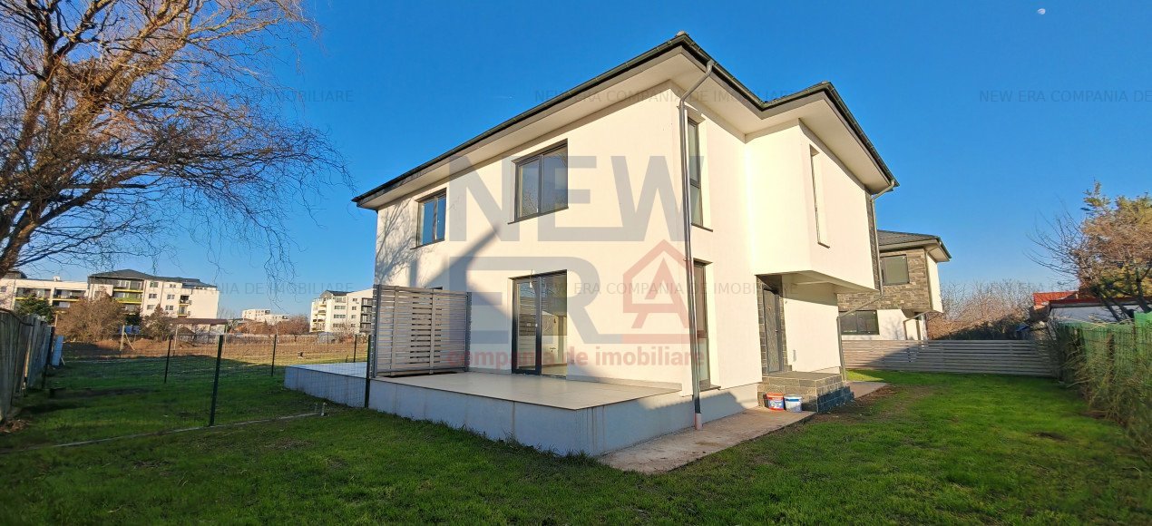 Vanzare casa duplex 3 camere, curte, Prelungirea Ghencea