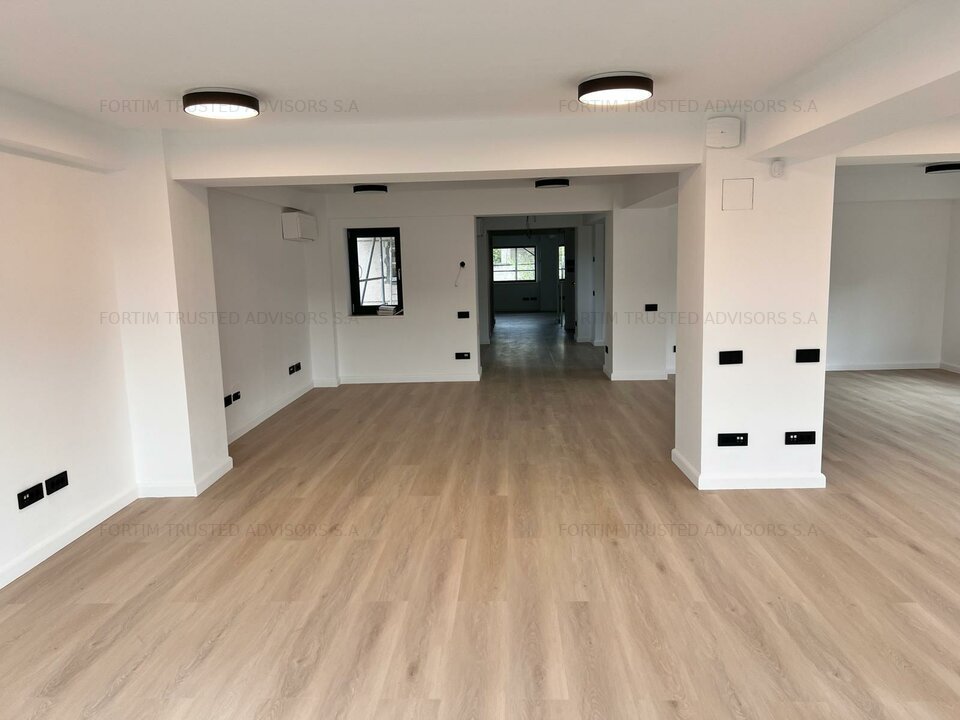 Spatiu de birouri de inchiriat in vila