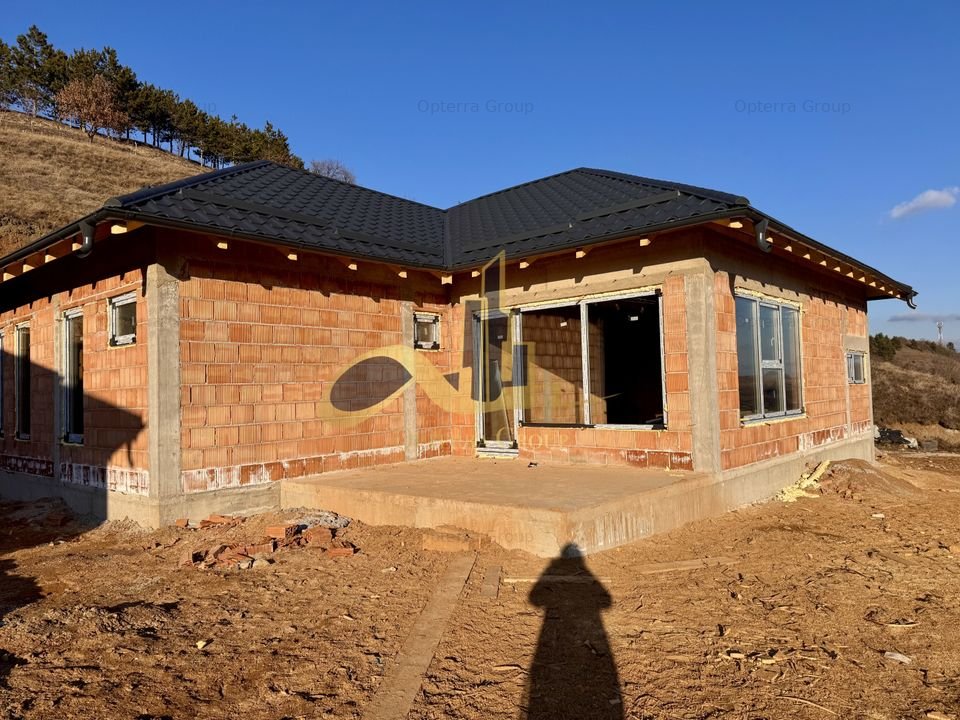 De  vanzare  casa individuala in loc.Suceagu, la 15km de Cluj-Napoca