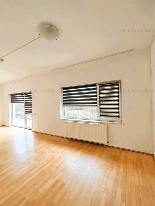 Casa tip duplex zona Intre Lacuri pt locuit sau sediu firma