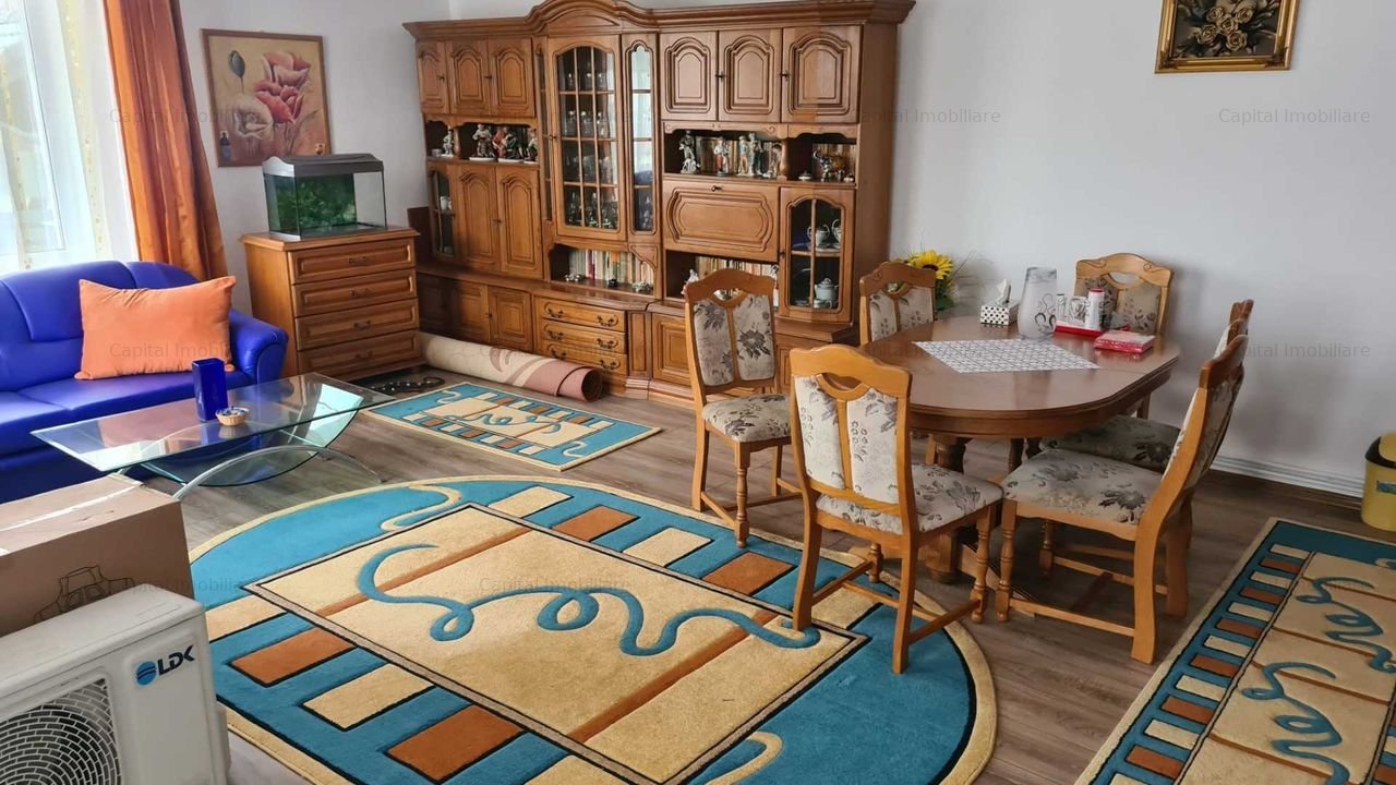 Casă de vânzare, 5 camere, 362 mp, Bistriţa