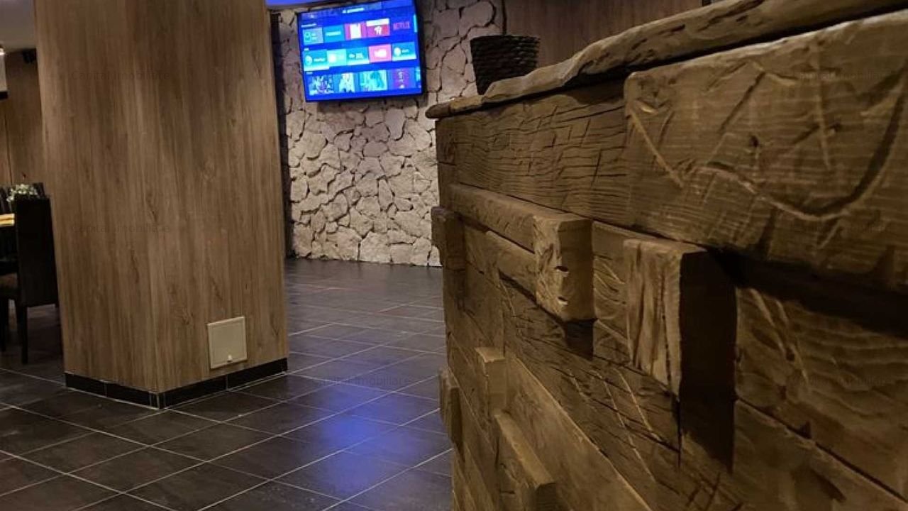 Pensiune de vânzare, 12 Camere, 960 mp, Moieciu de Jos