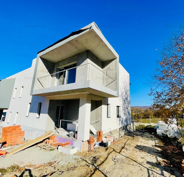 Vanzare casa cuplata 140 mp zona Suceagu, Baciu