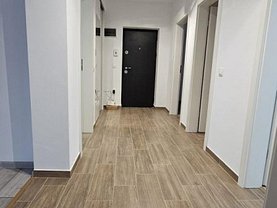 Apartament de vânzare 3 camere, în Sânpetru