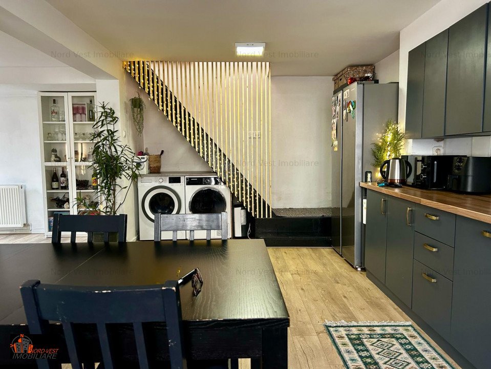 Casa de vanzare - Duplex ultracentral, Strada Rozelor, la cheie!