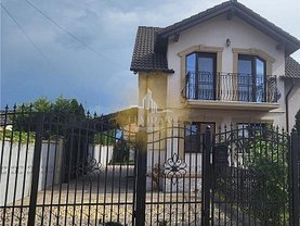 Casa de vânzare 4 camere, în Timişoara, zona Plopi