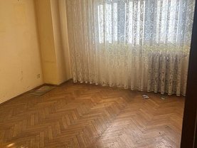 Apartament de vânzare 4 camere, în Bucureşti, zona Titulescu