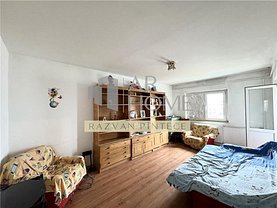 Apartament de vânzare 2 camere, în Ploieşti, zona 9 Mai