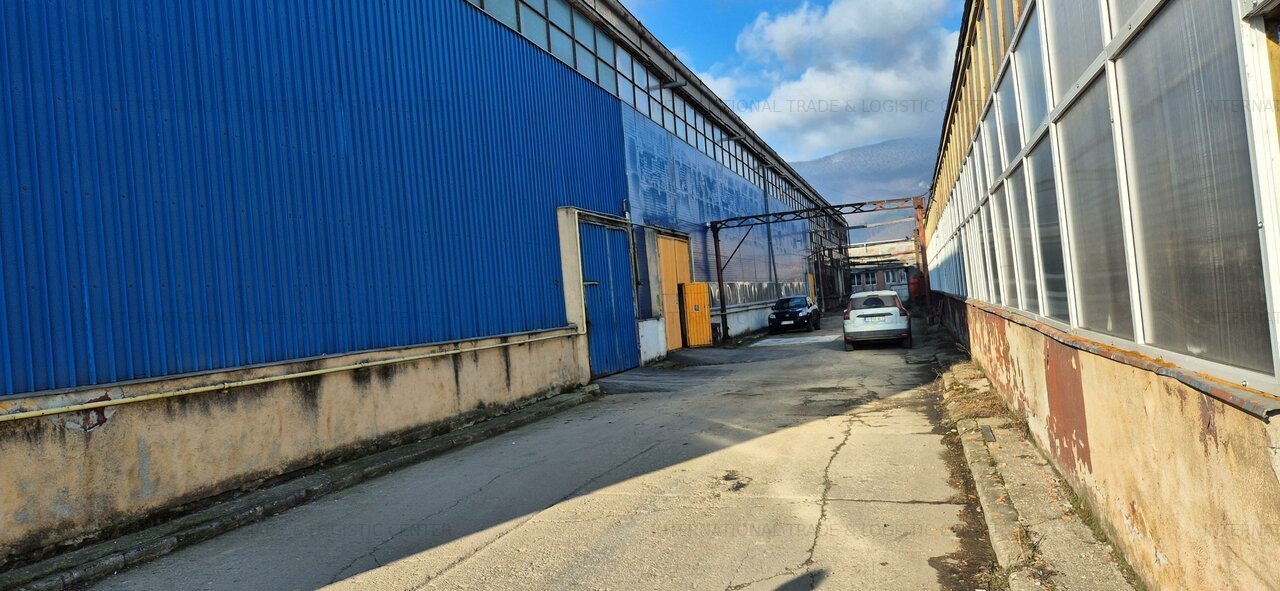 Spatii de productie si depozitare, excelent pozitionate