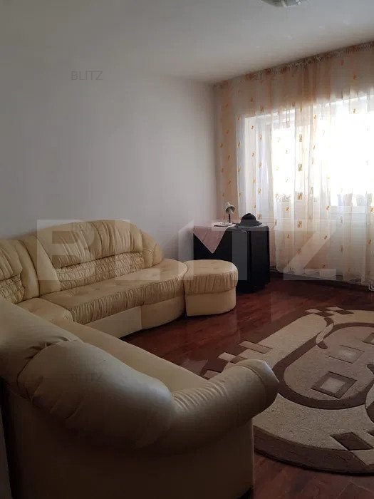 Inchiriez garsoniera spatioasa in Racadau