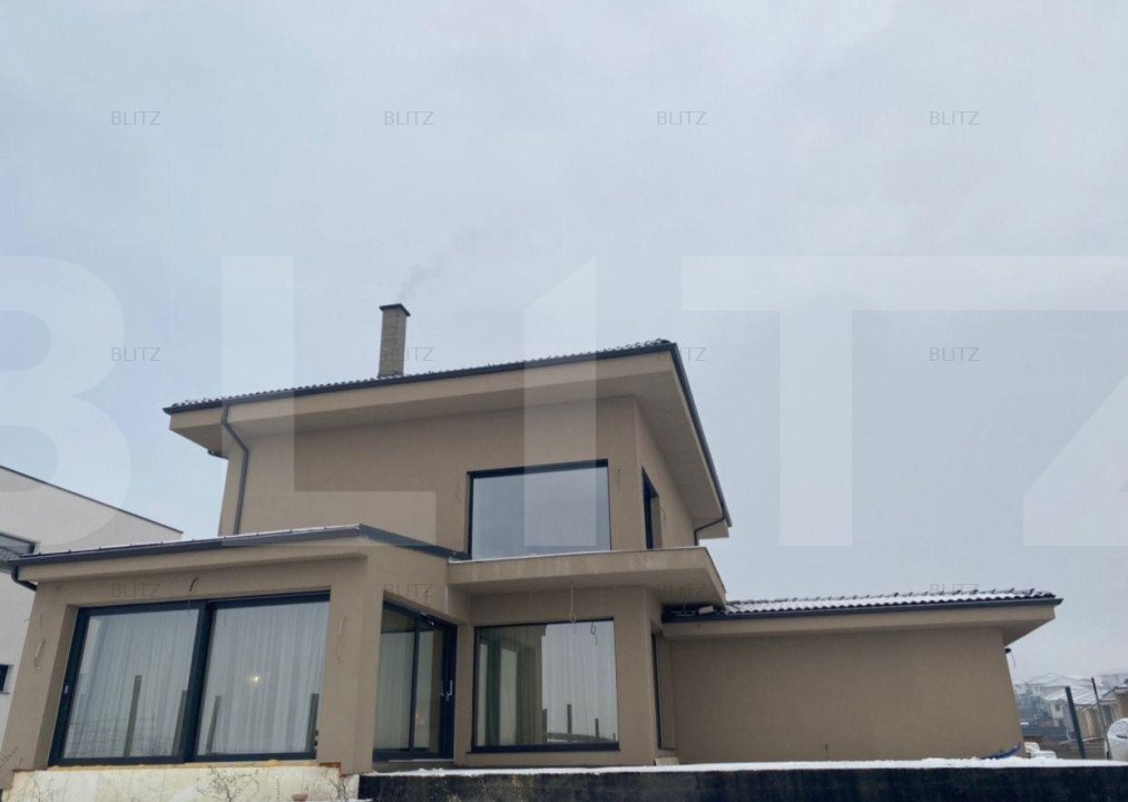 Casa/Vila Premium semipasiva cu eficienta energetica foarte buna 270 mp