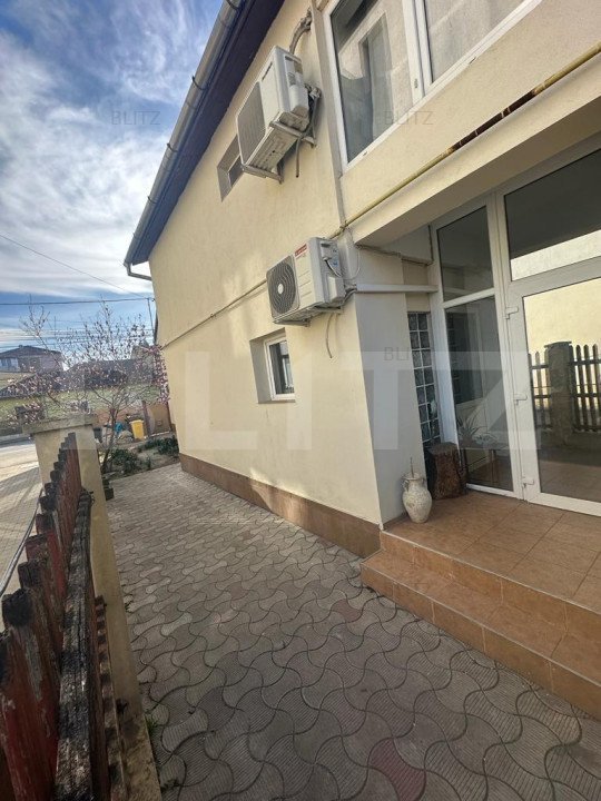 Casa 6 camere, 2 camere SAD la strada principala, potrivit Cabinet Veterinar