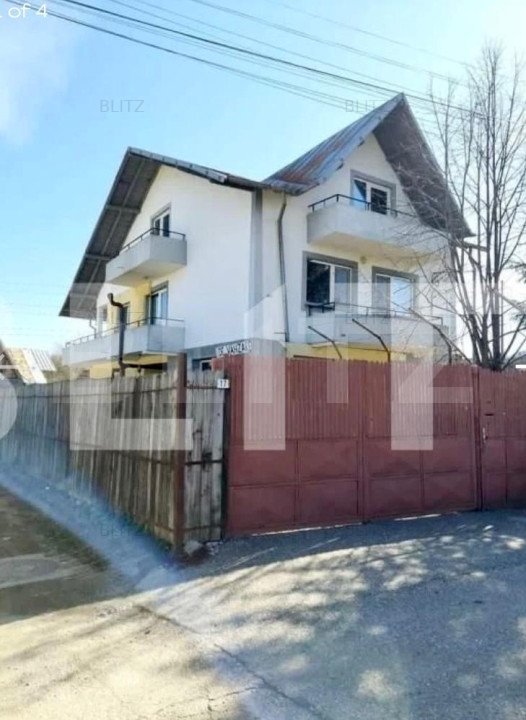 Casa 5 camere, 240 mp, zona Rolast