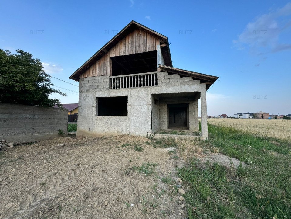 CASA DE VANZARE / VILA CAPATANESTI/MARACINENI