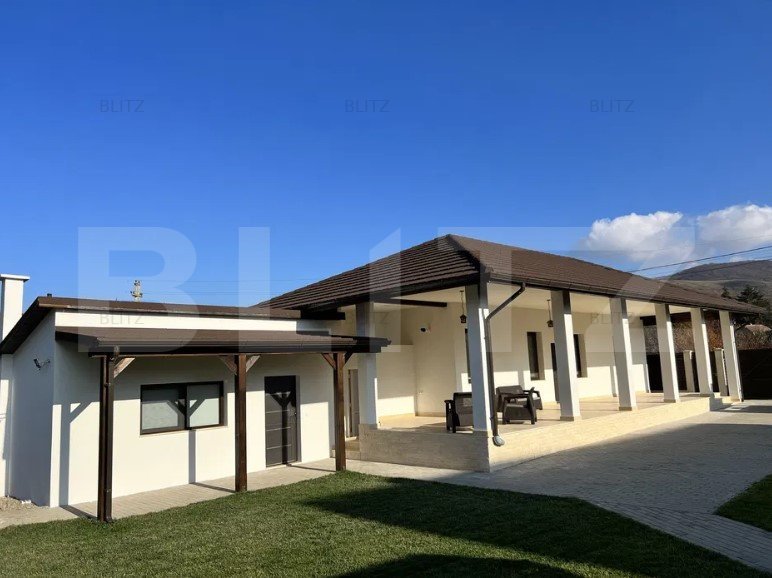 Casa Rustica Superba, Complet Renovata, la 30 km de Bistrita, 8 ari teren