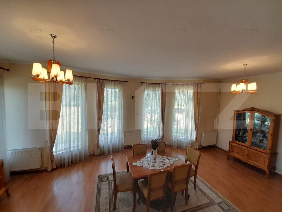 Casa cu 5 camere si Spatiu Comercial 150 mp-teren 5500 mp-ZONA Livezile