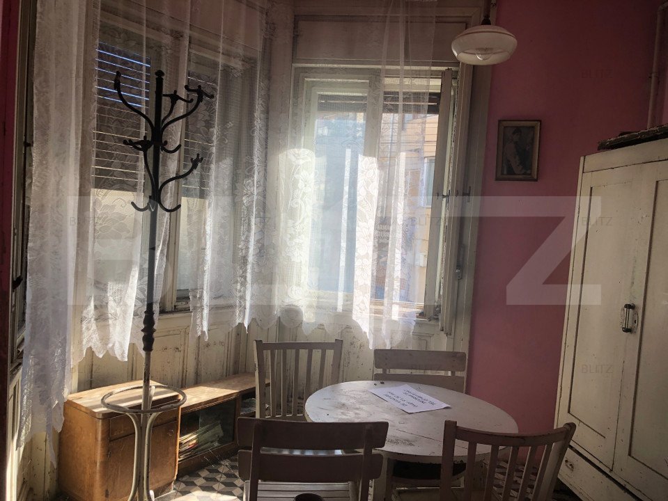 De vanzare casa , 3 camere, ultracentral, Monument istoric