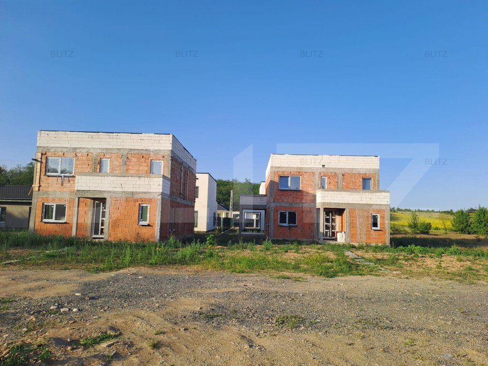 Vanzare case la rosu - comuna Albota, Jud Arges